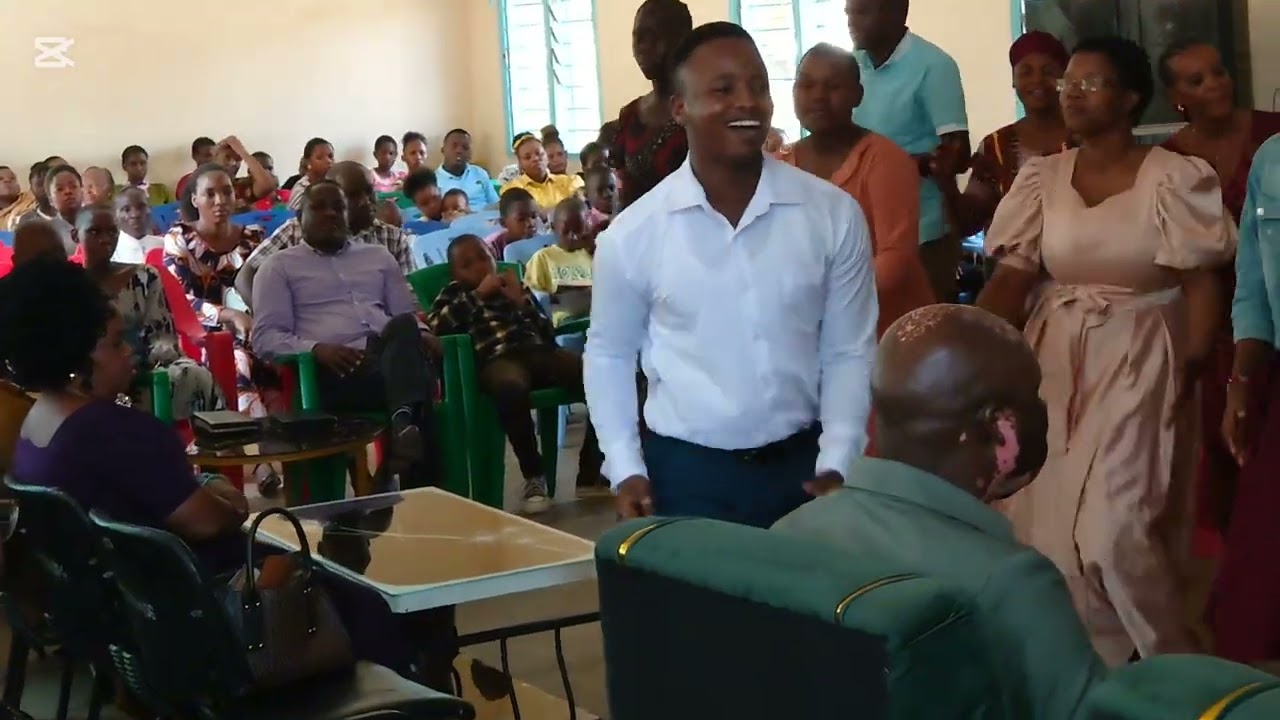 Hatutachoka by Joy Singers katika Ibada
