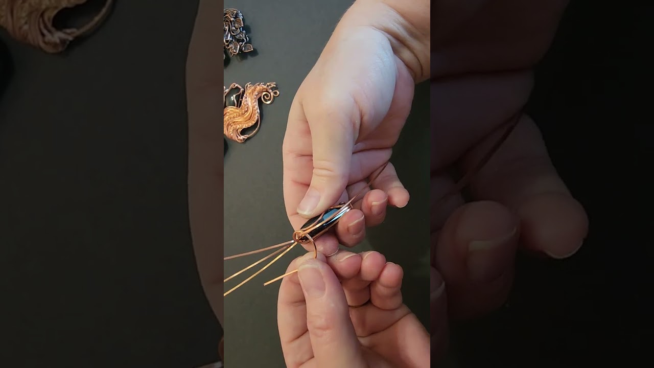Wire wrap horse