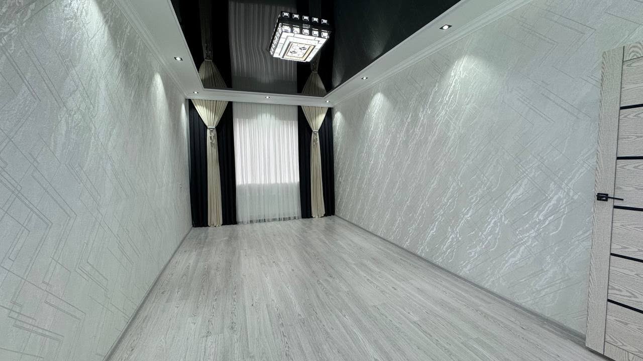 Фарғона ш. Калениский 13-мактаб квартира сотилади