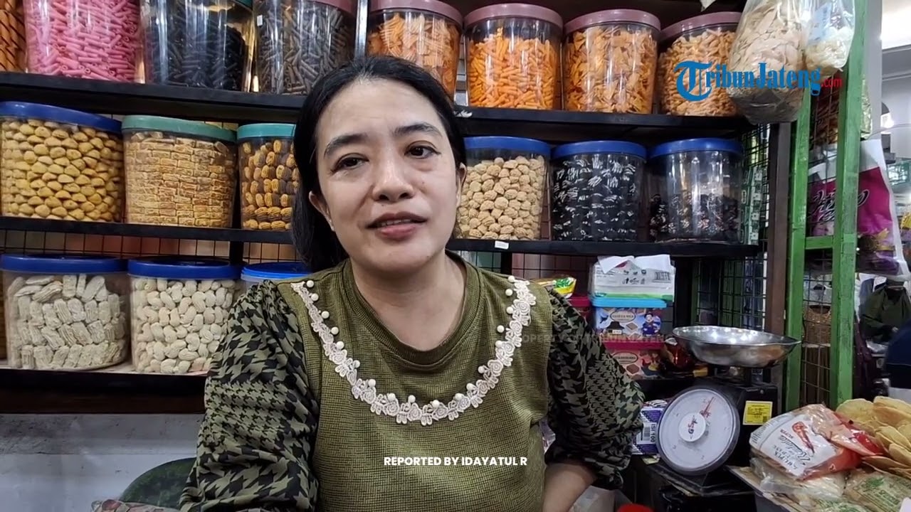 Penjualan Kue Lebaran Turun