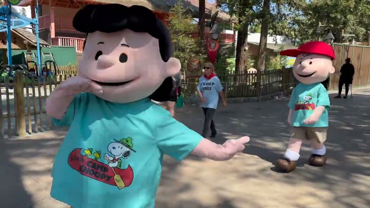 Tour of Knott's Camp Snoopy