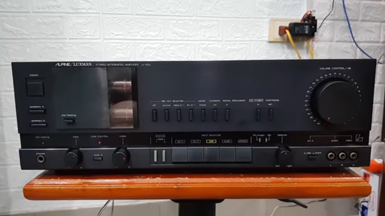 (Đã bán) Amply Luxman LV 103U - 170W chất âm ngọt ngào, máy đẹp