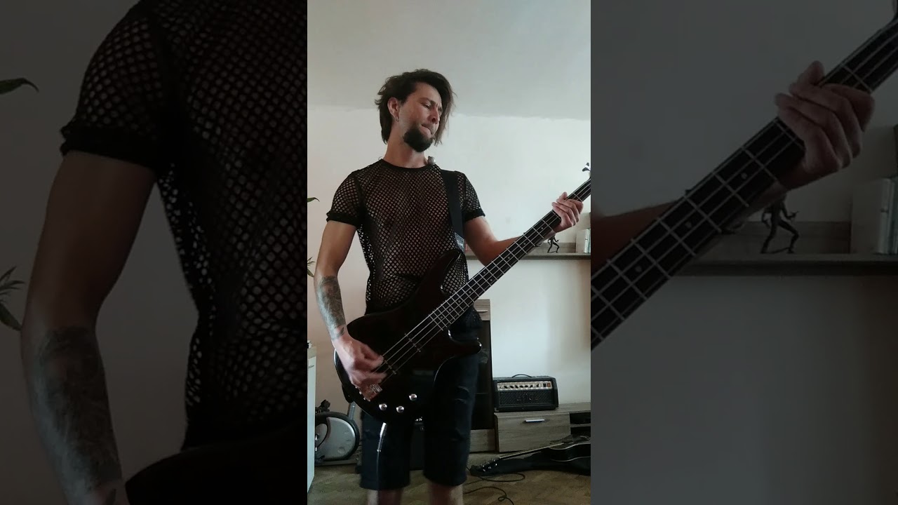 Horkýže slíže- malá žužu (bass cover) Jiří Polášek
