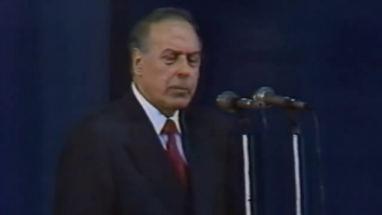Ulu Öndər Heydər Əliyevin 1993-cü il oktyabrın 10-da Andiçmə mərasimindəki çıxışı
