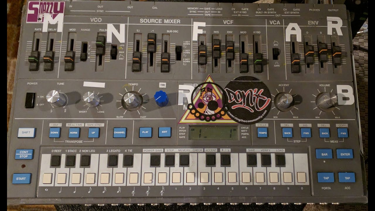 Roland MC-202 Pattern Programming - Pitches, Portamento, Accent, Gate Time