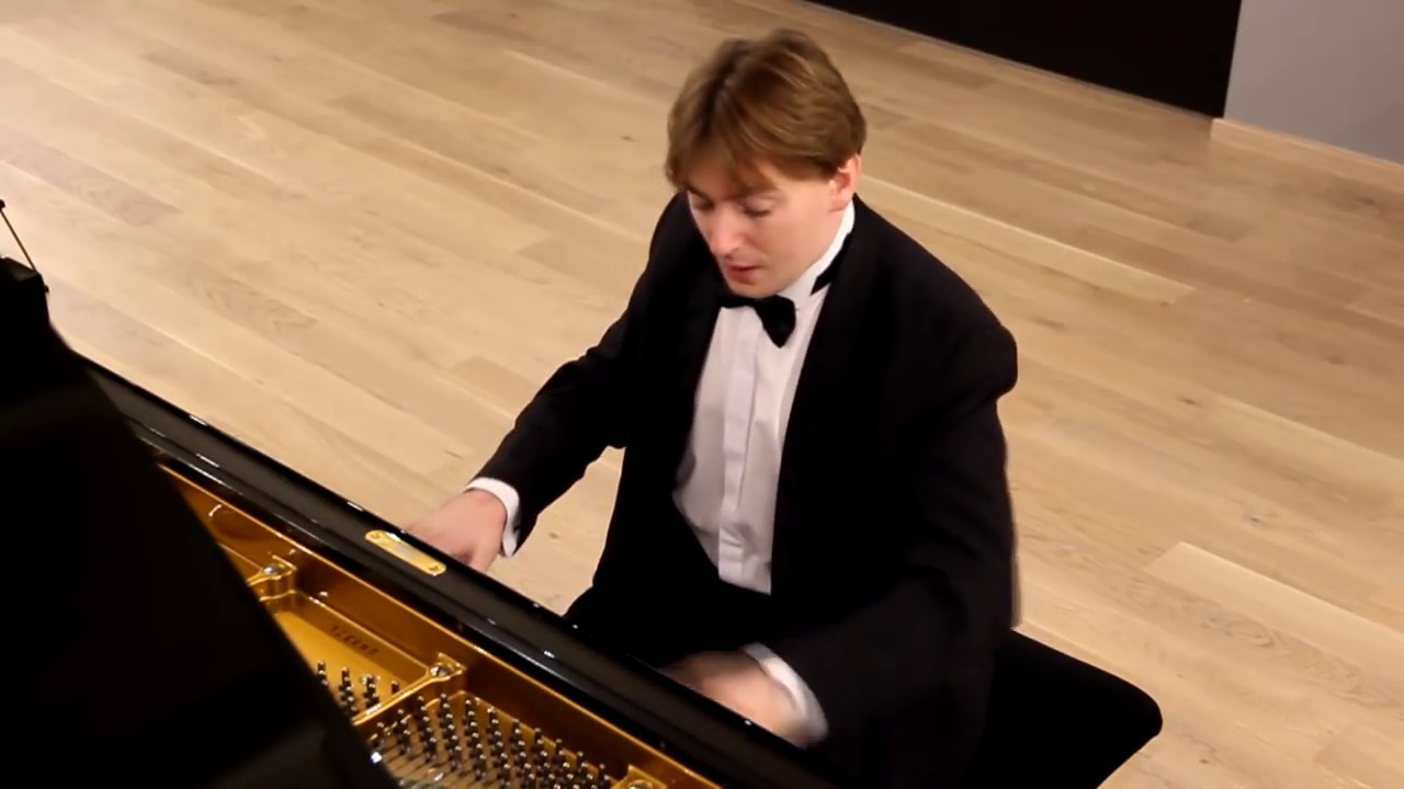 Franz Liszt - Rigoletto Paraphrase S.434 (Grzegorz Niemczuk)
