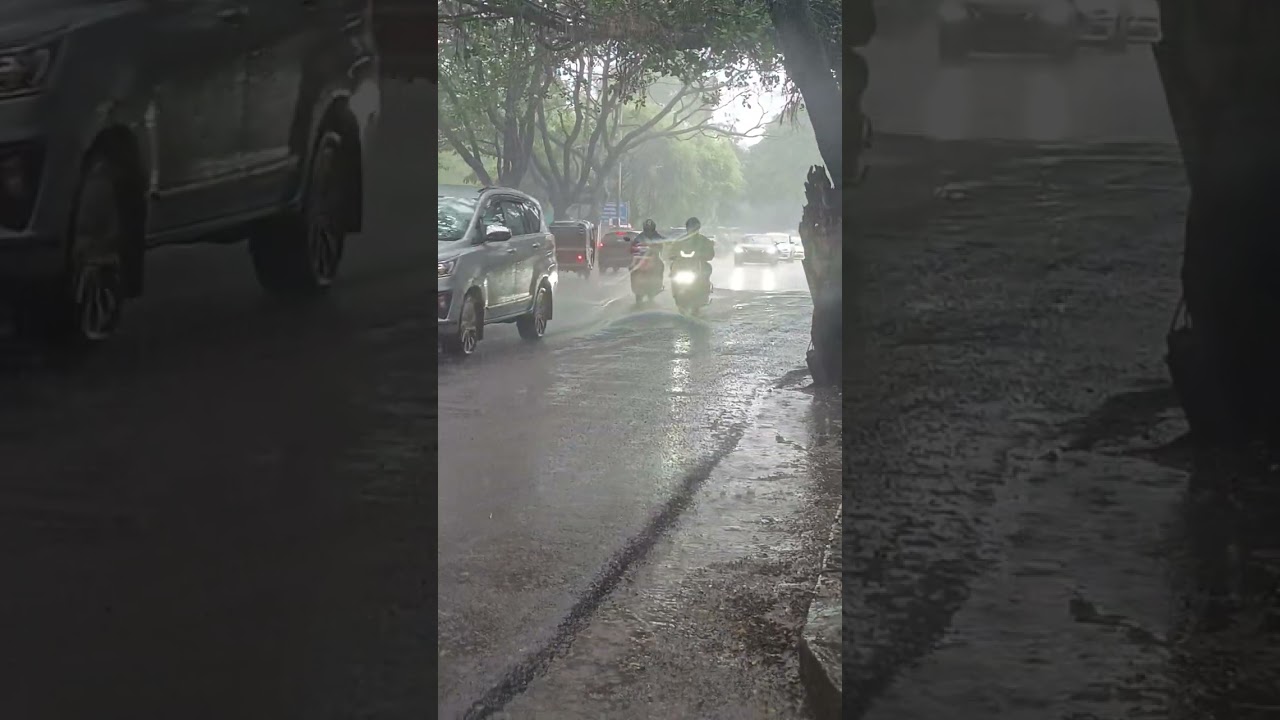 Heavy rain in Pune today. Again khadakwasla dam water release. #trending #punedairies #travel #drive