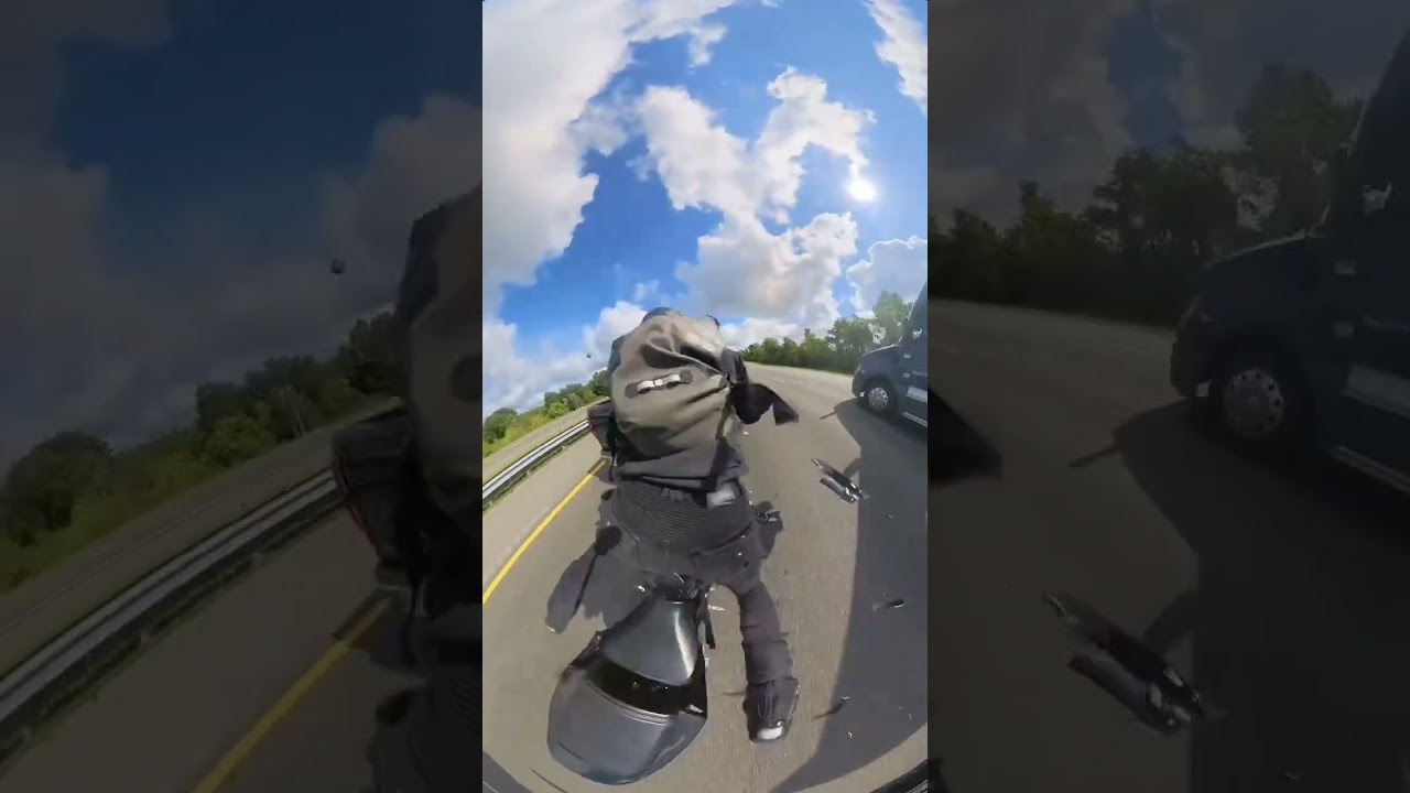 High speed bike crash #shorts #trending #video #motorcycle #crash