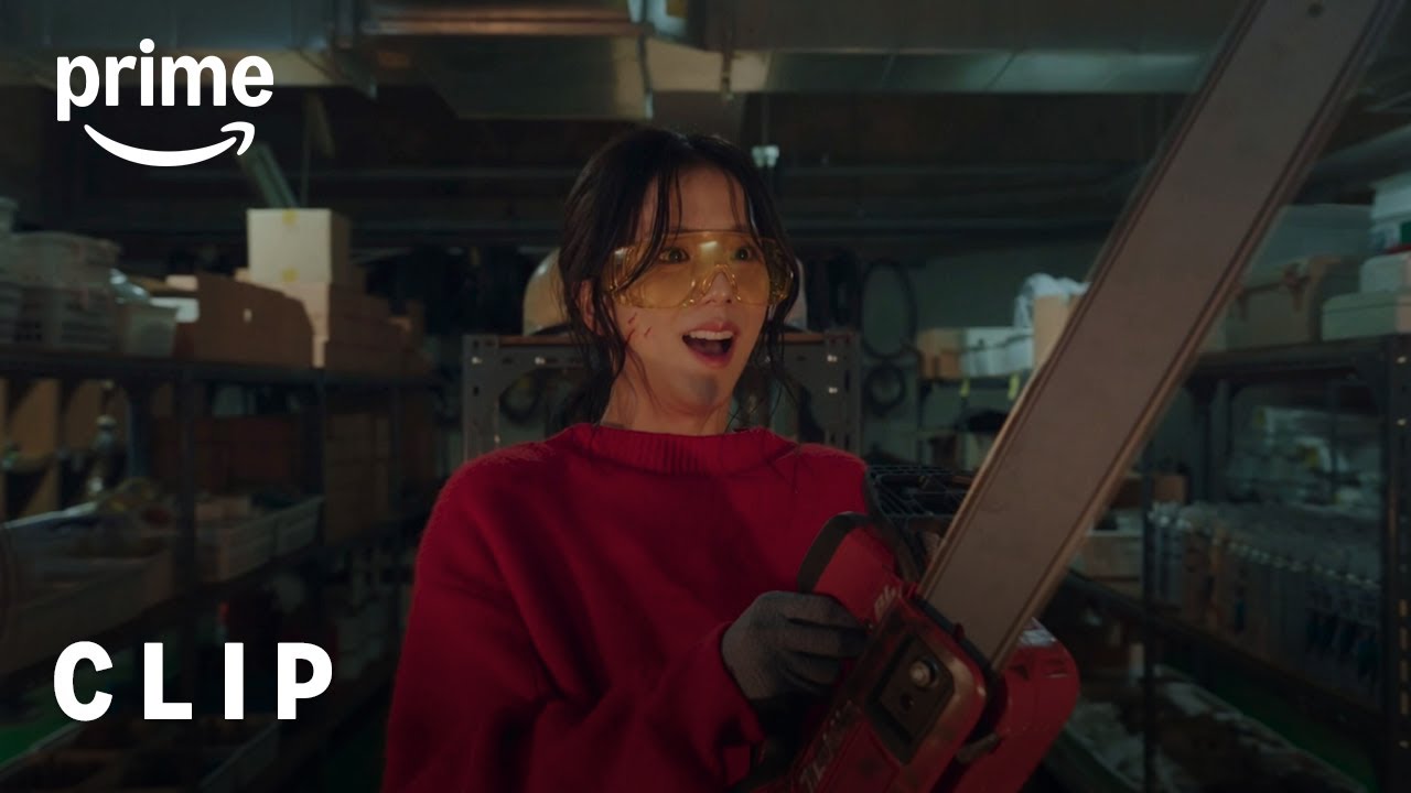 Young-joo Gears Up to Fight the Zombies | Newtopia | Prime Video