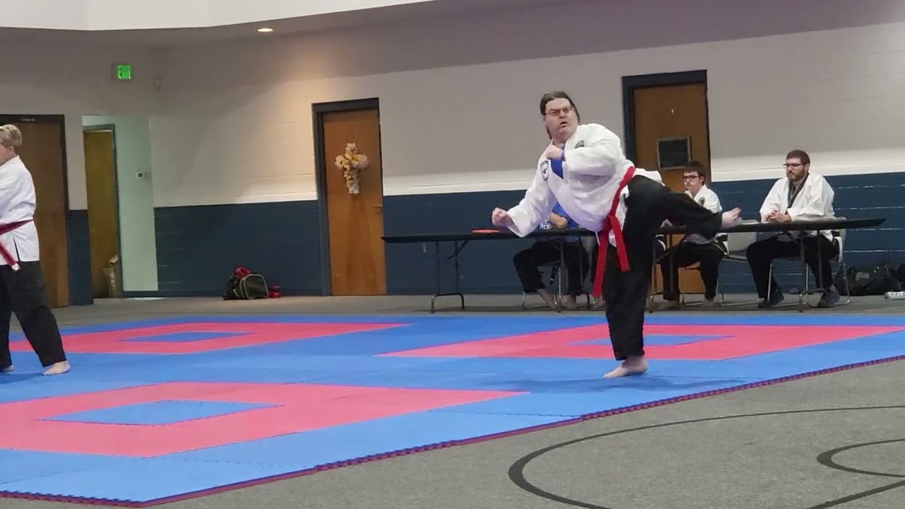 choong moo Taekwondo  red belt form