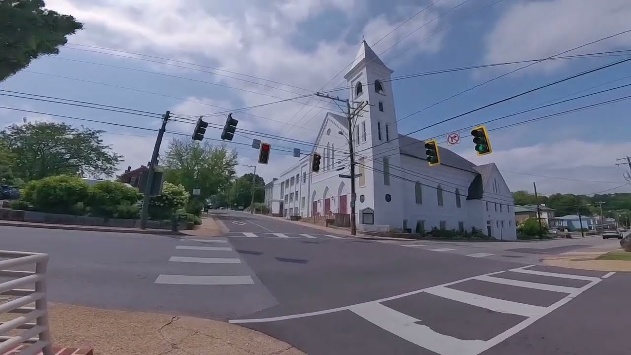 Staunton Virginia | Small town City Walking tour 