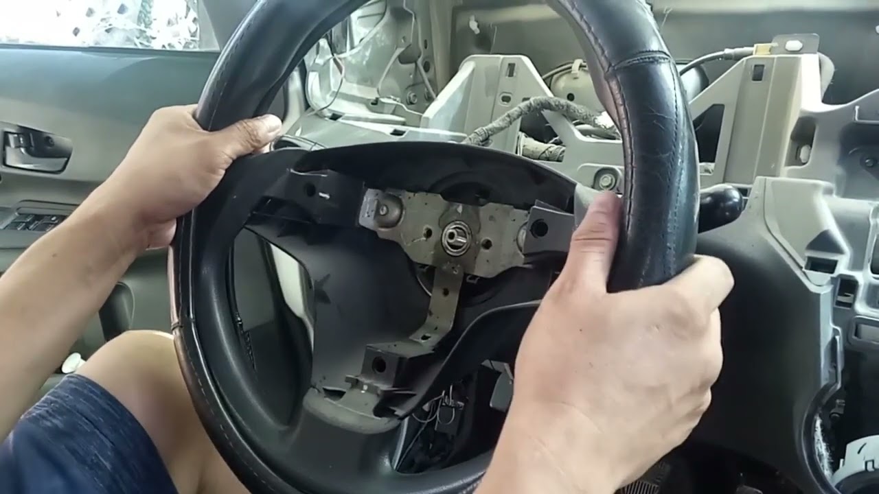 TOYOTA AVANZA step by step dashboard and  front evaporator removal and cleaning