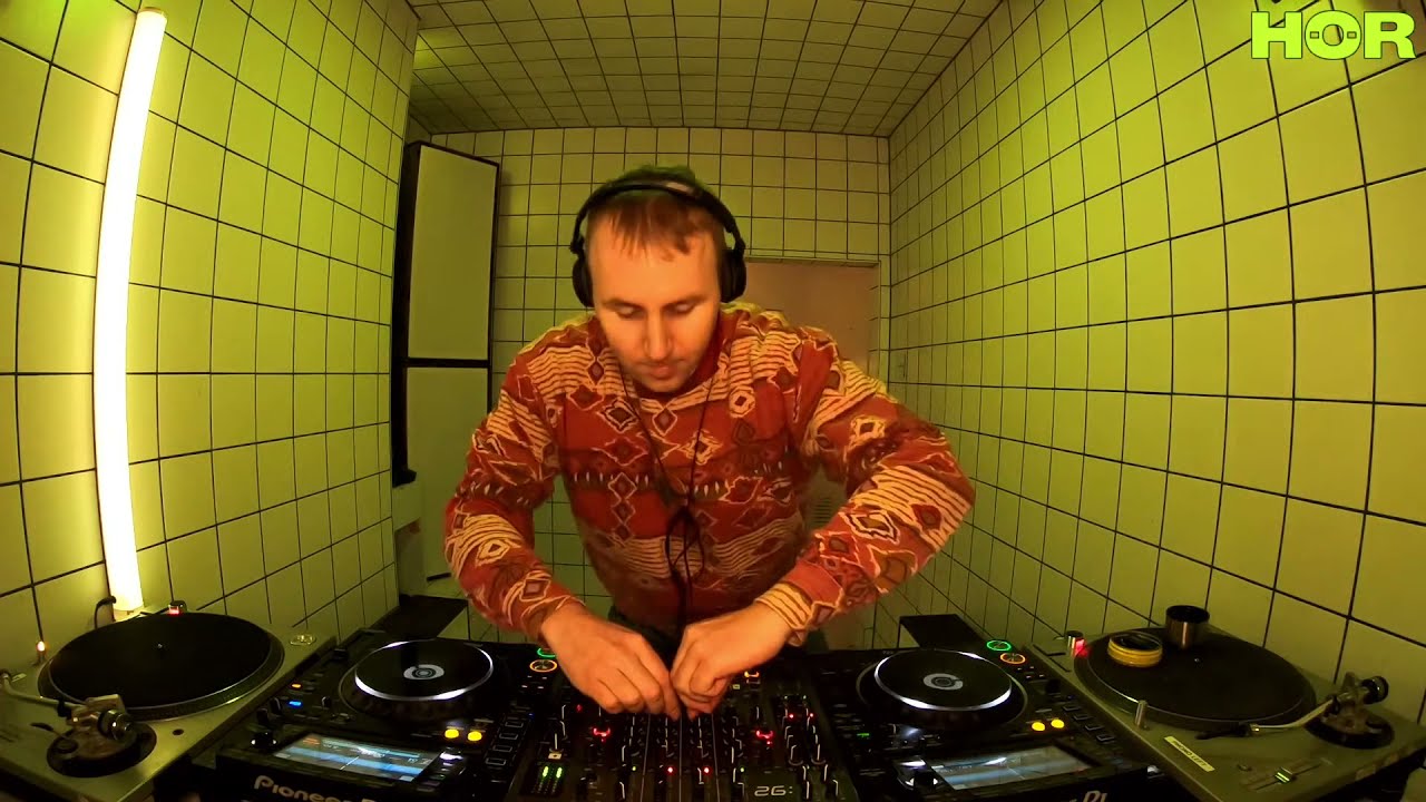 Multi Culti - Niklas Wandt / November 30 / 5pm-6pm