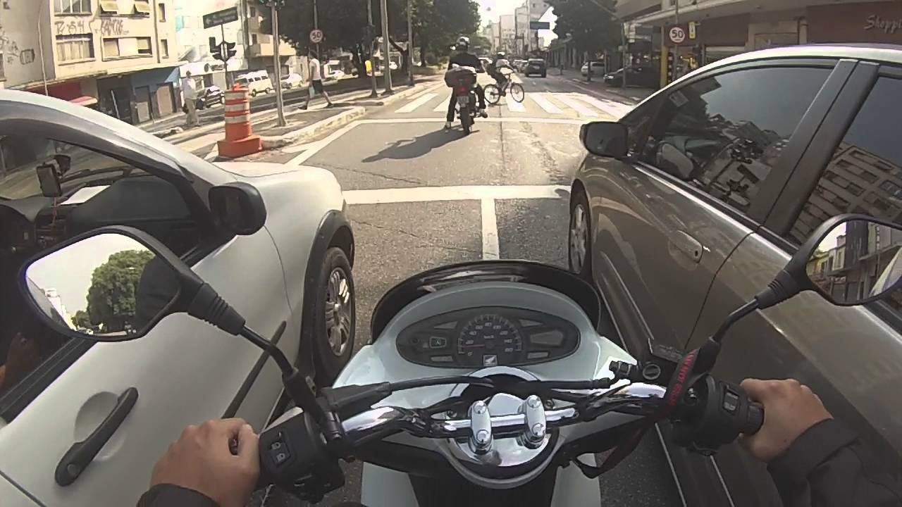 [Review] Honda PCX: A Moto perfeita pro dia a dia? Veja as vantagens e desvantagens aqui