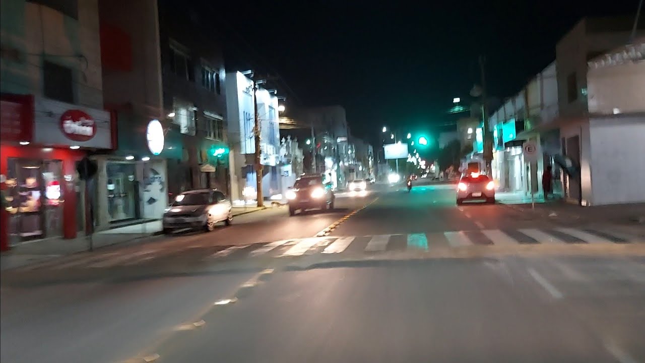 Andando por Sousa-PB em um domingo à noite.