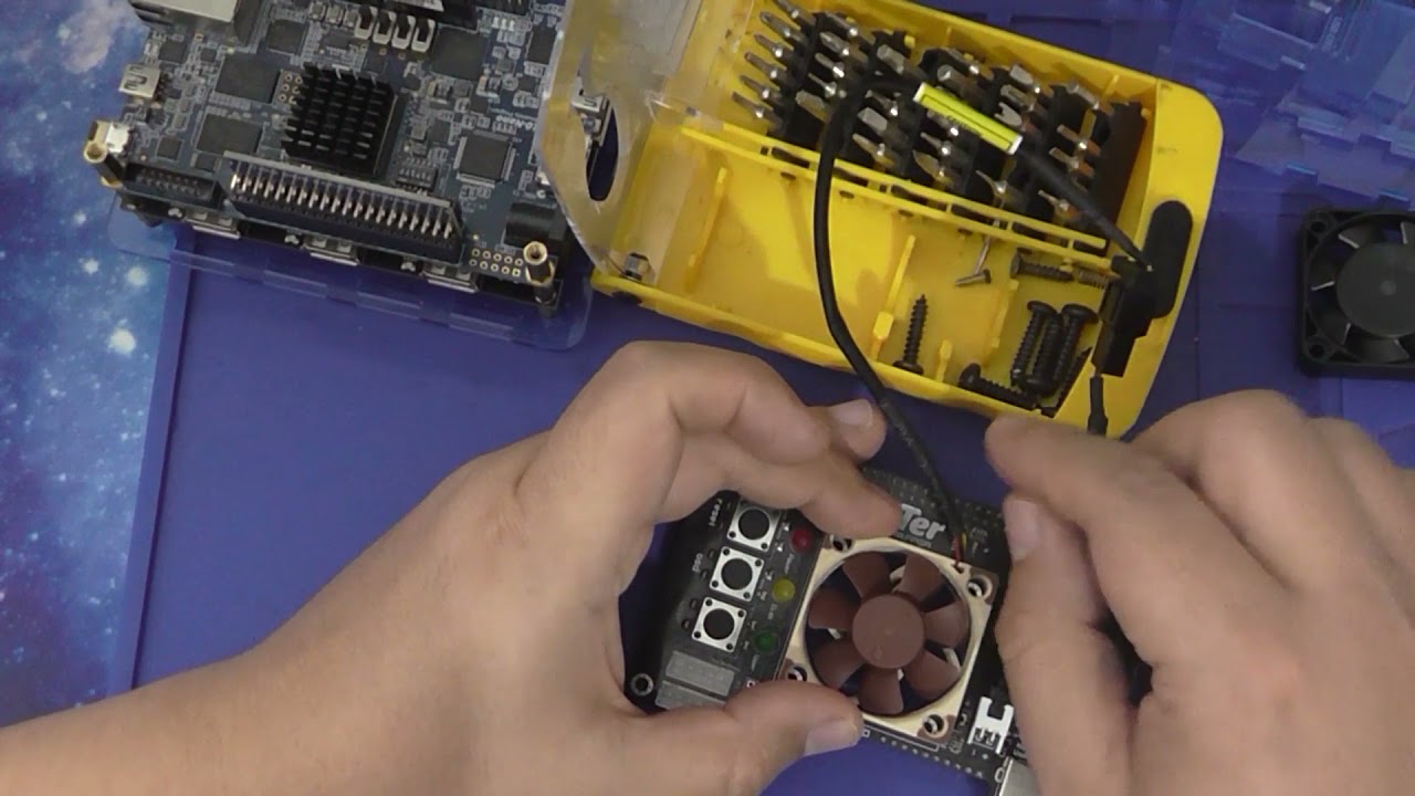 Misterfpga: Cambio de ventilador a Noctua Fan para hacerlo silencioso