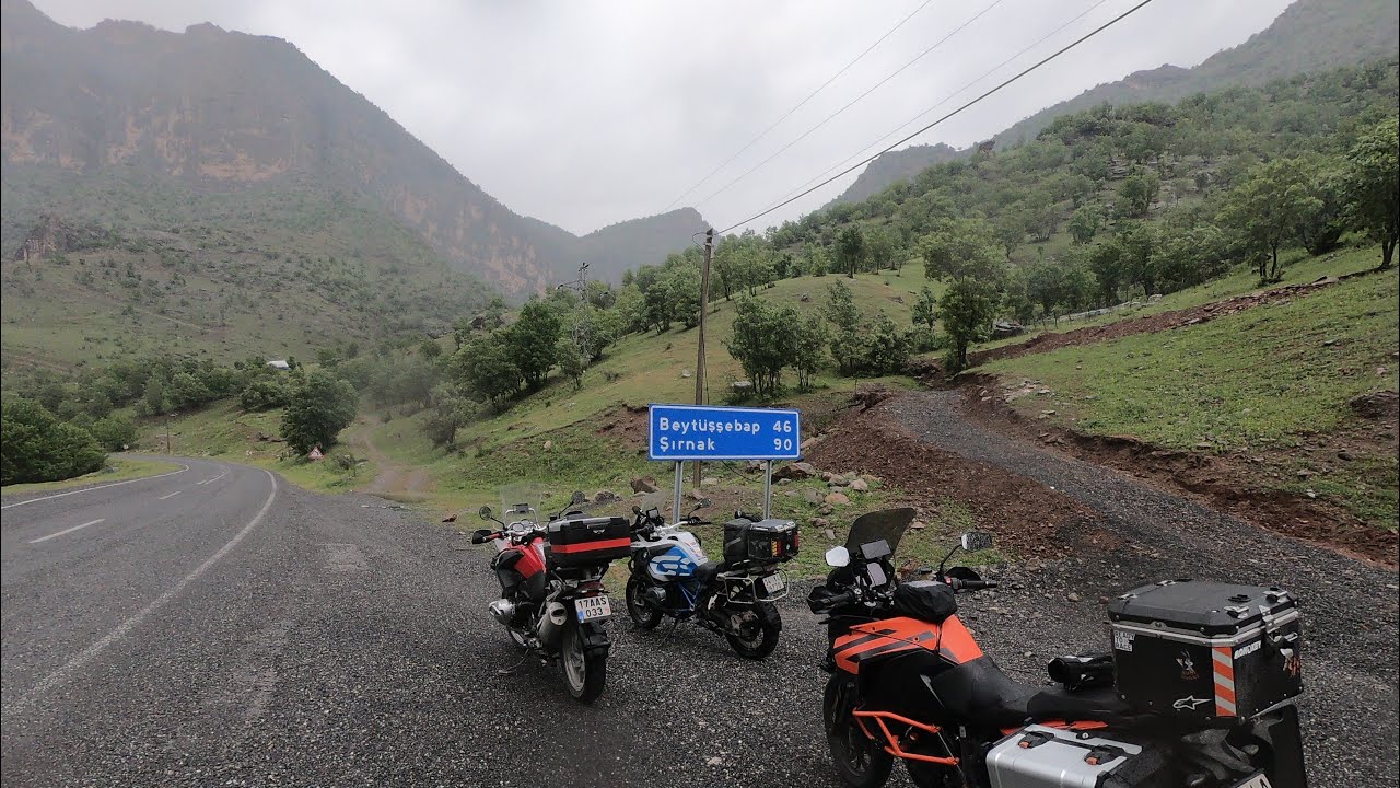 Hakkari'den Şırnak'a Kuzey Irak Sınırı Boyunca Motorsiklet Turu (KTM 1290 S ADV - BMW GS 1200 ADV)