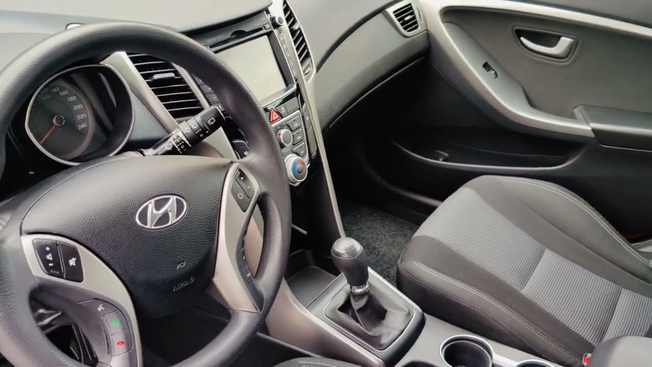 Hyundai i30 1.4 benzyna 2013 r. 100 tys km przebiegu