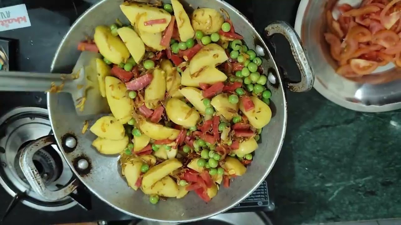 || GAJAR ALOO MATAR KI SABZI ||  ||UNIQUE SABZI RECIPE||  @Awadhi_zaika_by_noor