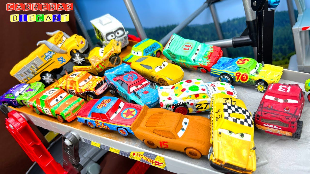 LOS LOCOCHONES DISNEY CARS DIECAST TORNEO