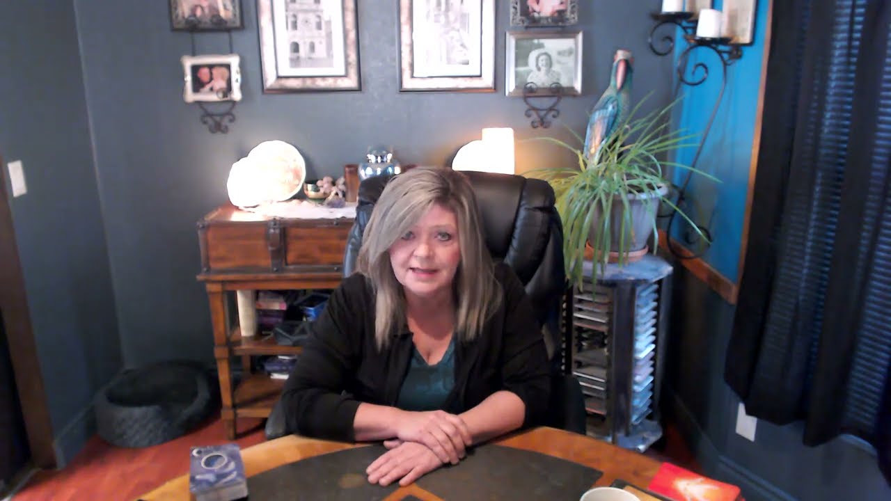 MANIPULATION FOR MONEY! THIS PERSON IS GETTING BAD KARMA AND SPIRIT SAYS IT'S JUSTICE!