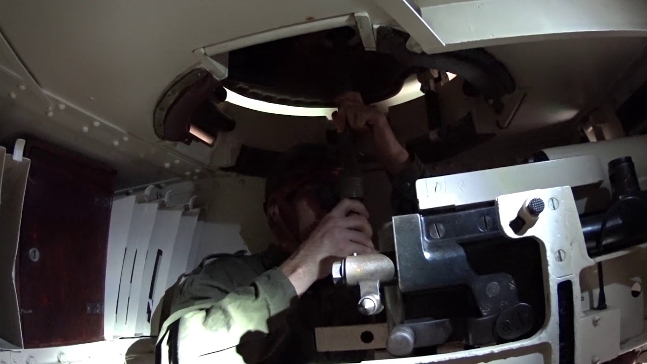 Skoda LT vz 35 commander periscope
