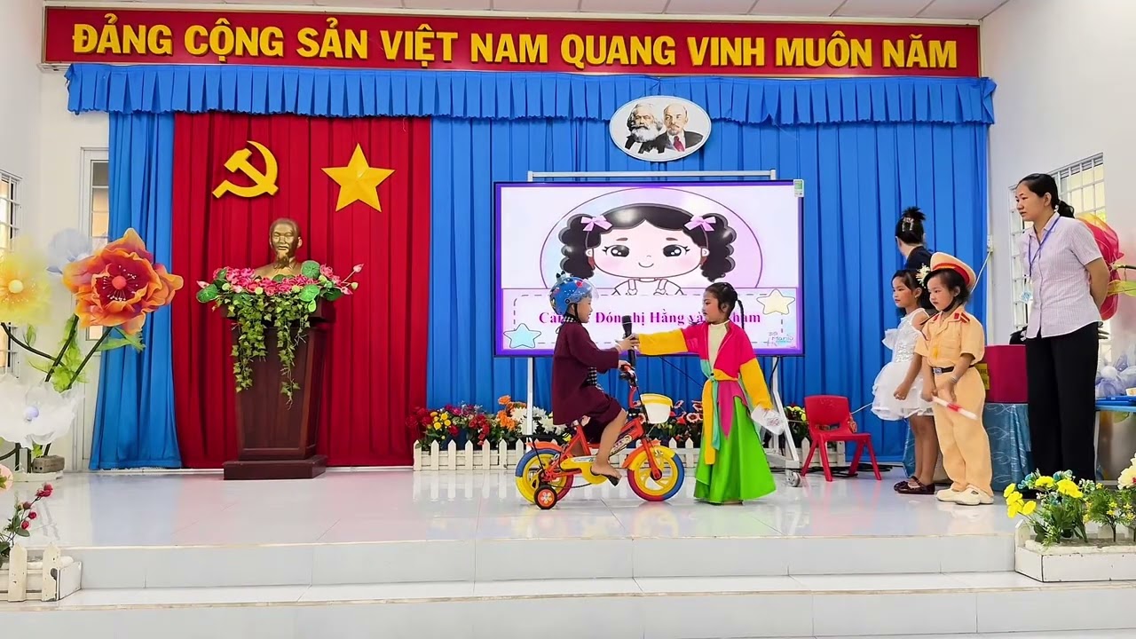 Tiểu phẩm Chú cuội học luật giao thông 