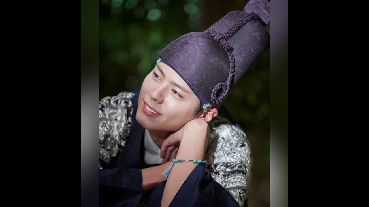 Park Bo Gum ~ The Moon represents my heart ❤️