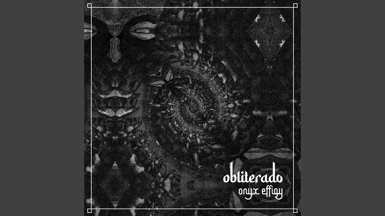 onyx effigy