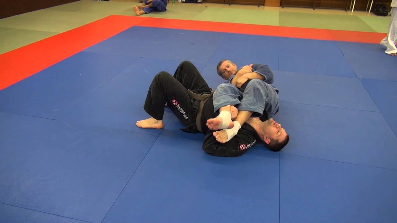 BJJ - Armbar escapes (3 types)