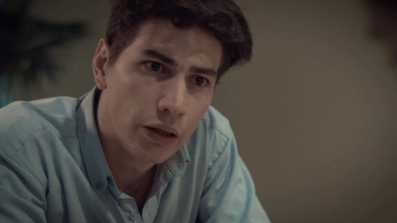 La Empresa (2017) DISTANTE