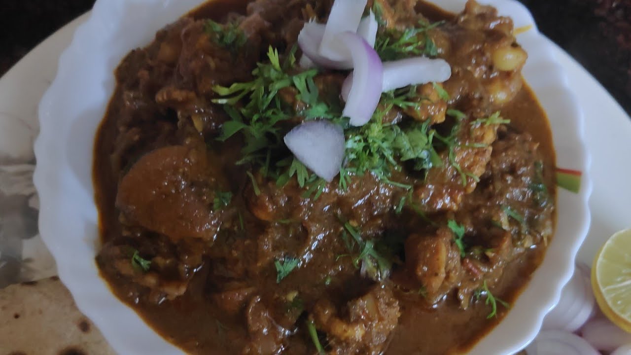 How to make Goan Style ruchik tikhat chicken without Coconut ? in konkani language.