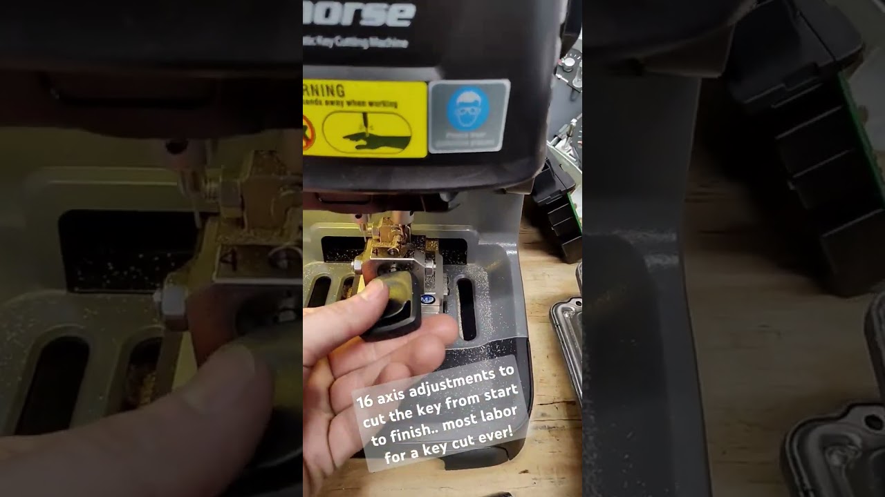 Ford Tibbe key cut on the XHORSE Dolphin II cutter #bcautoworks #tibbekey