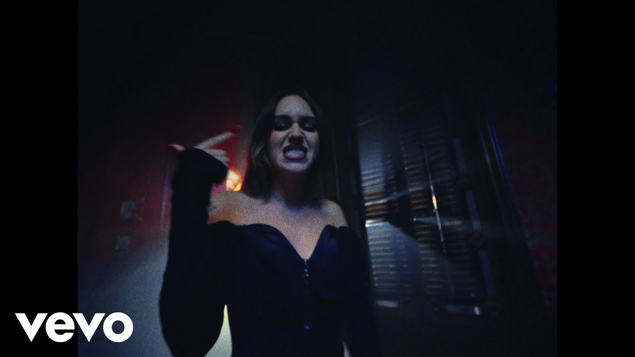 Shari - Tonight (Official Visual Video)