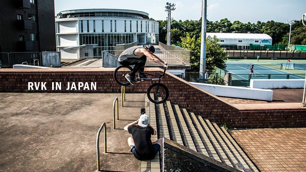 Orange Juice x VANS: Roy van Kempen in Japan