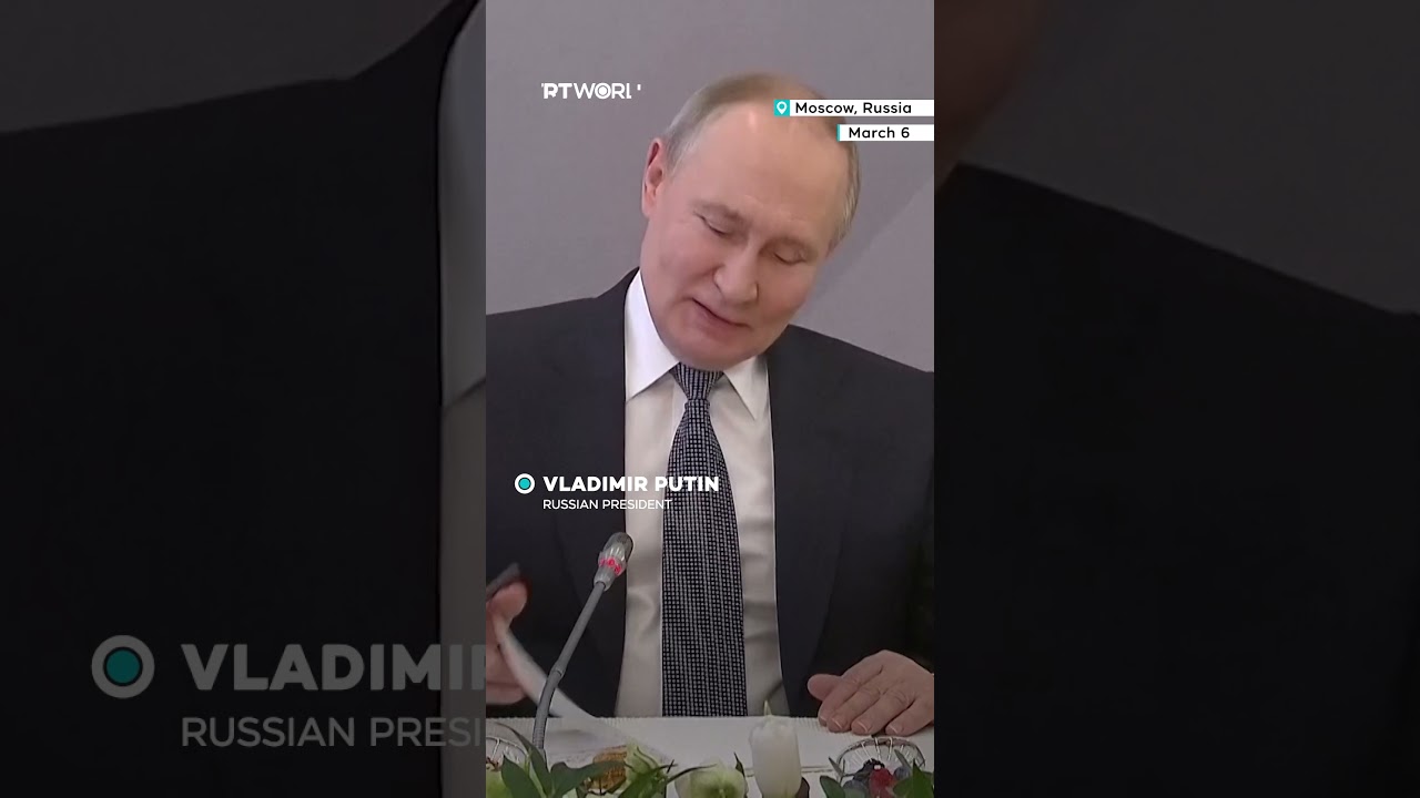 Путин упрекает Францию, ссылаясь на неудачу Наполеона