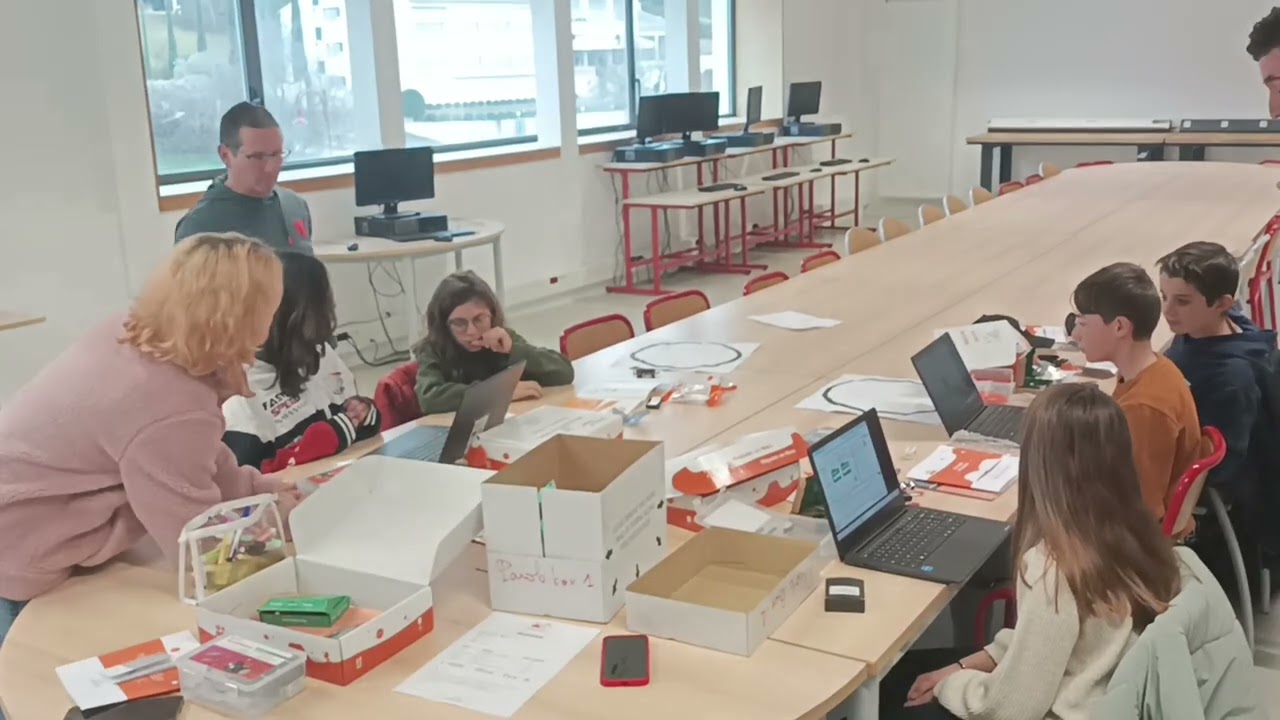 Expérimentation AMI IFS Parole - Prise en main de la carte micro:bit