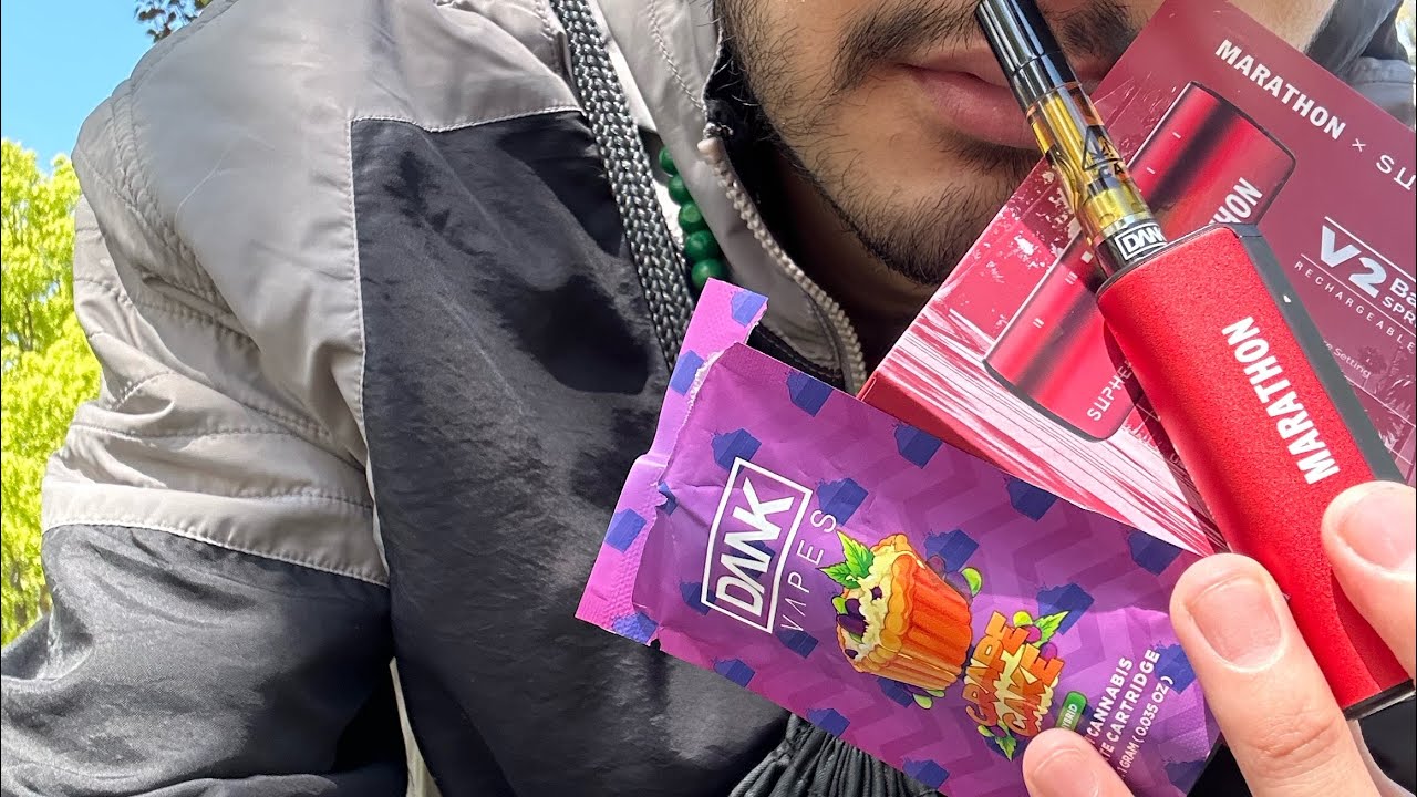 MARATHON X SUPHERB Battery  And Review Dank Vape Grape Cake ￼Review   #dankvapecarts #carts