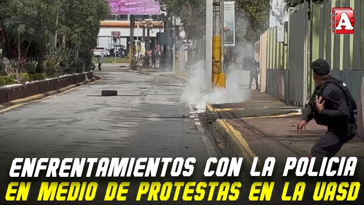 PROTESTAS EN LA UASD SFM: POLICÍAS VS ESTUDIANTES