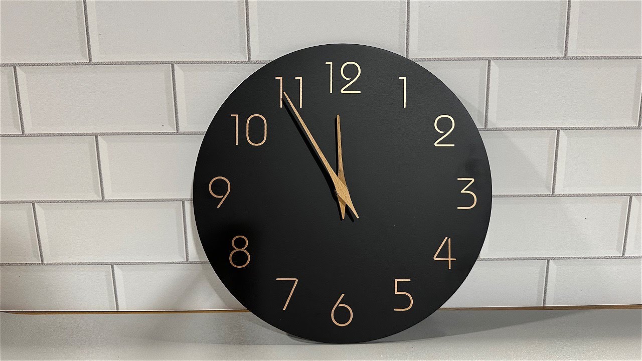 Mosewa 10 inch Battery Operated Wall Clock