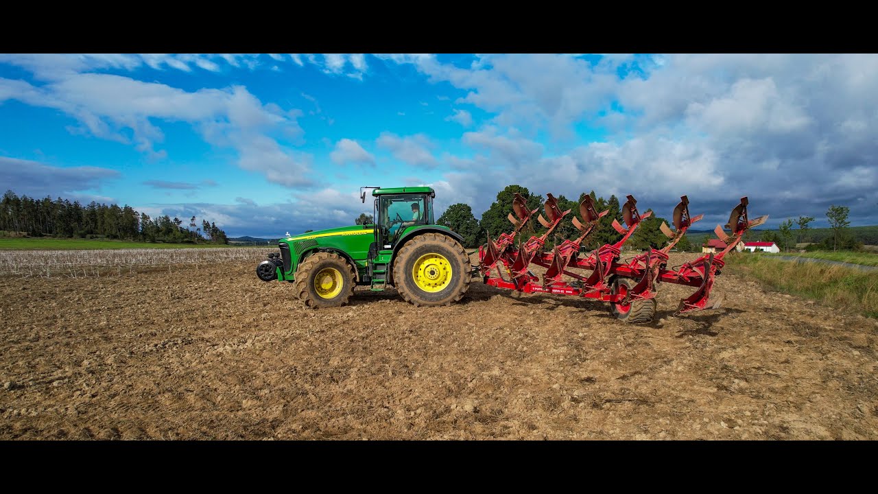 John Deere 8220 + Pöttinger SERVO 65 Nova plowing