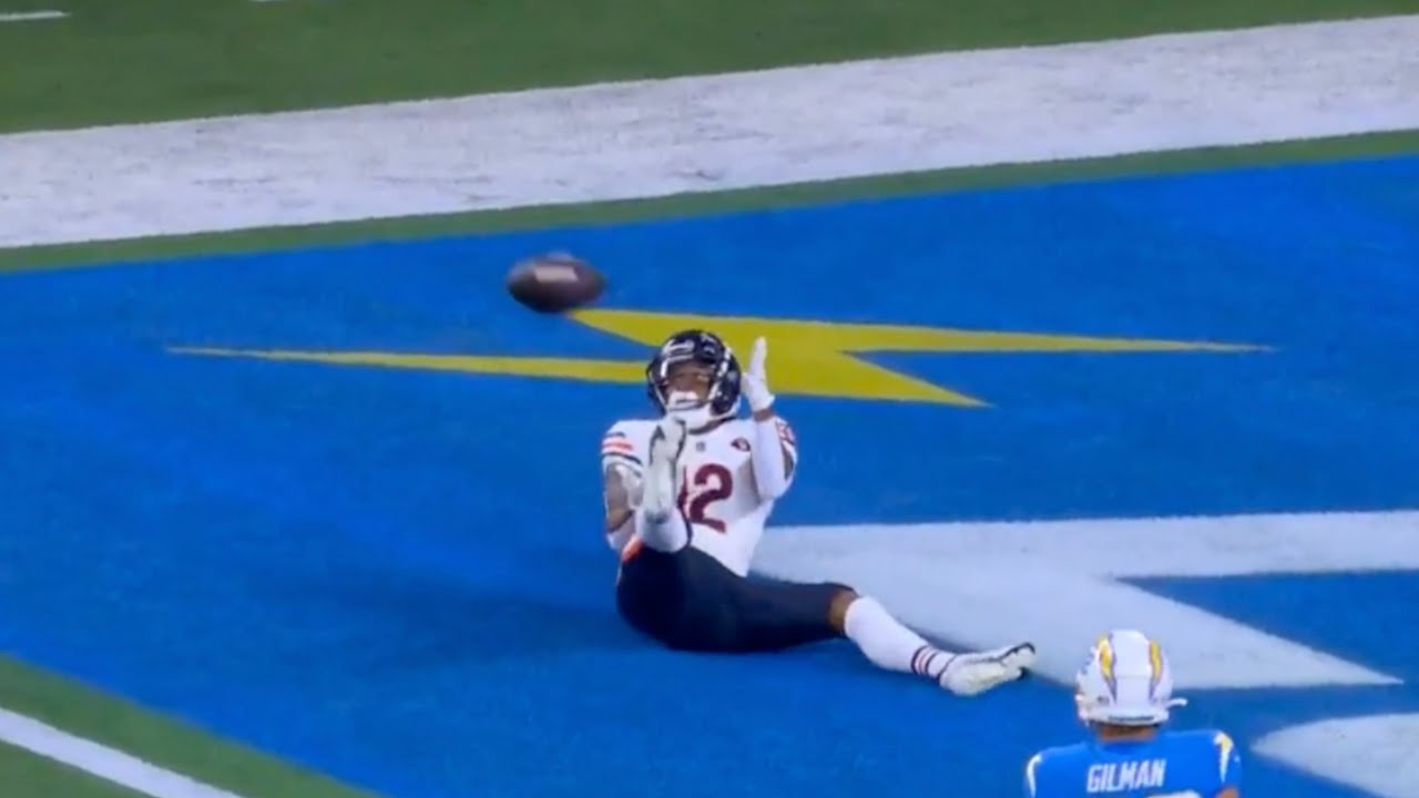 Velus Jones Jr. AWFUL Dropped TOUCHDOWN 😱 Chargers vs Bears 2023 Highlights