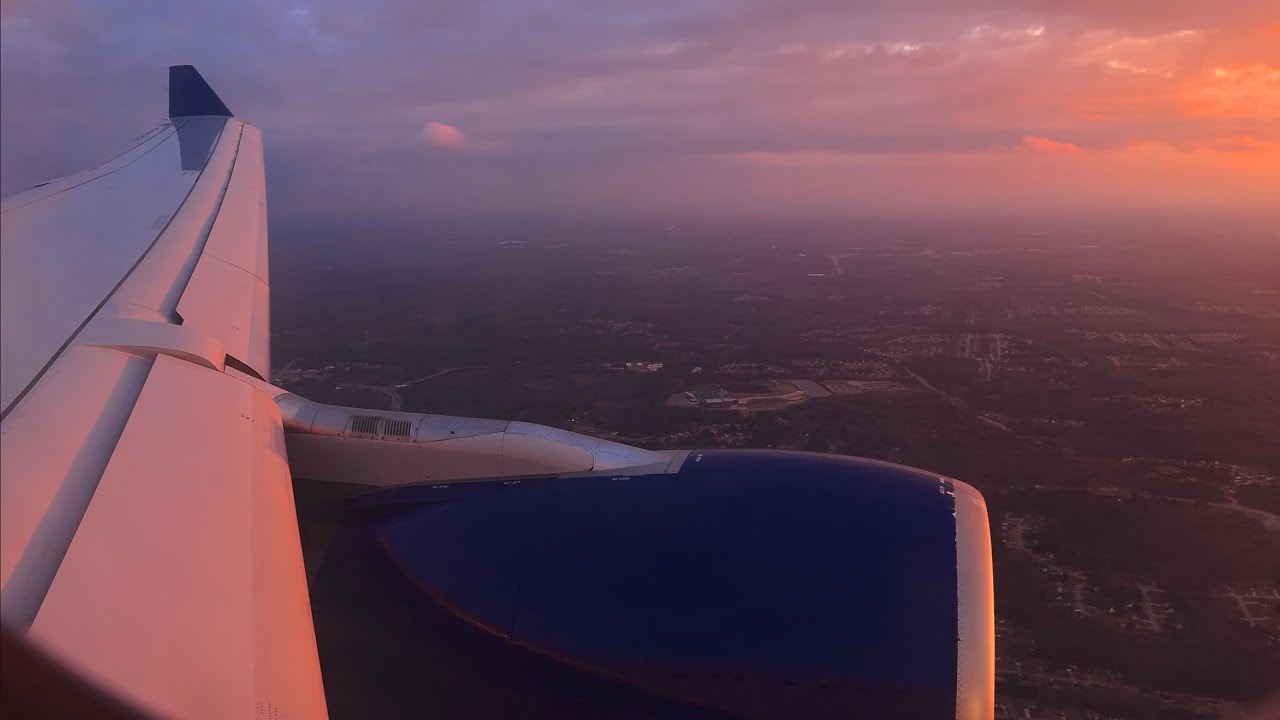 BEAUTIFUL Sunset Landing in Atlanta (A330-300 Delta) (December 2025)