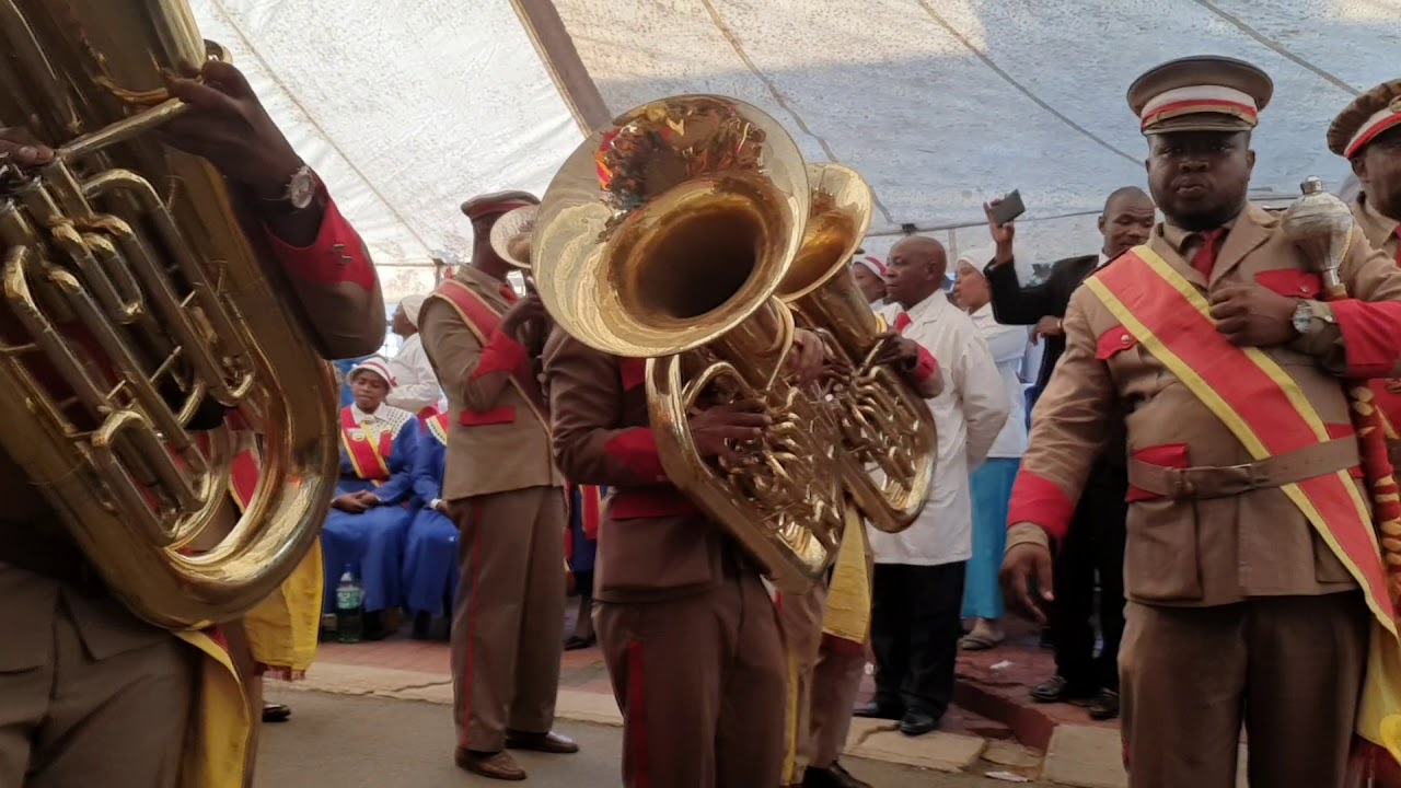 St.Paul's Vosloo - uyalalela