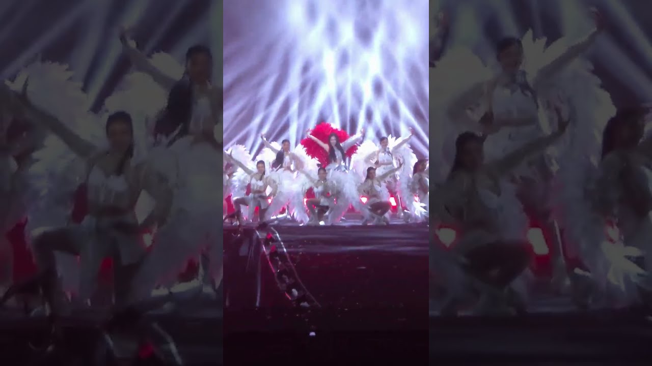 หลิงหลิง - สาวอีสานรอรัก + ผ้าเช็ดหน้า 
