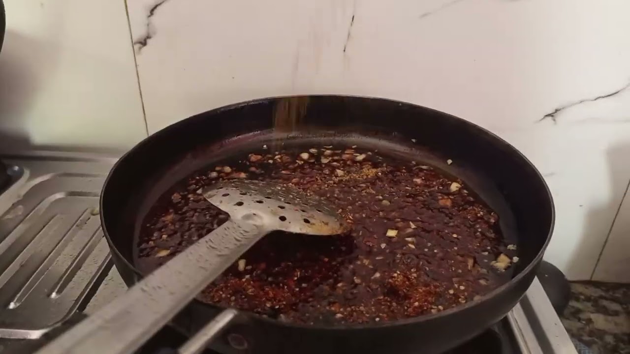 How to make Korean spicy 🔥🔥 chicken at home..