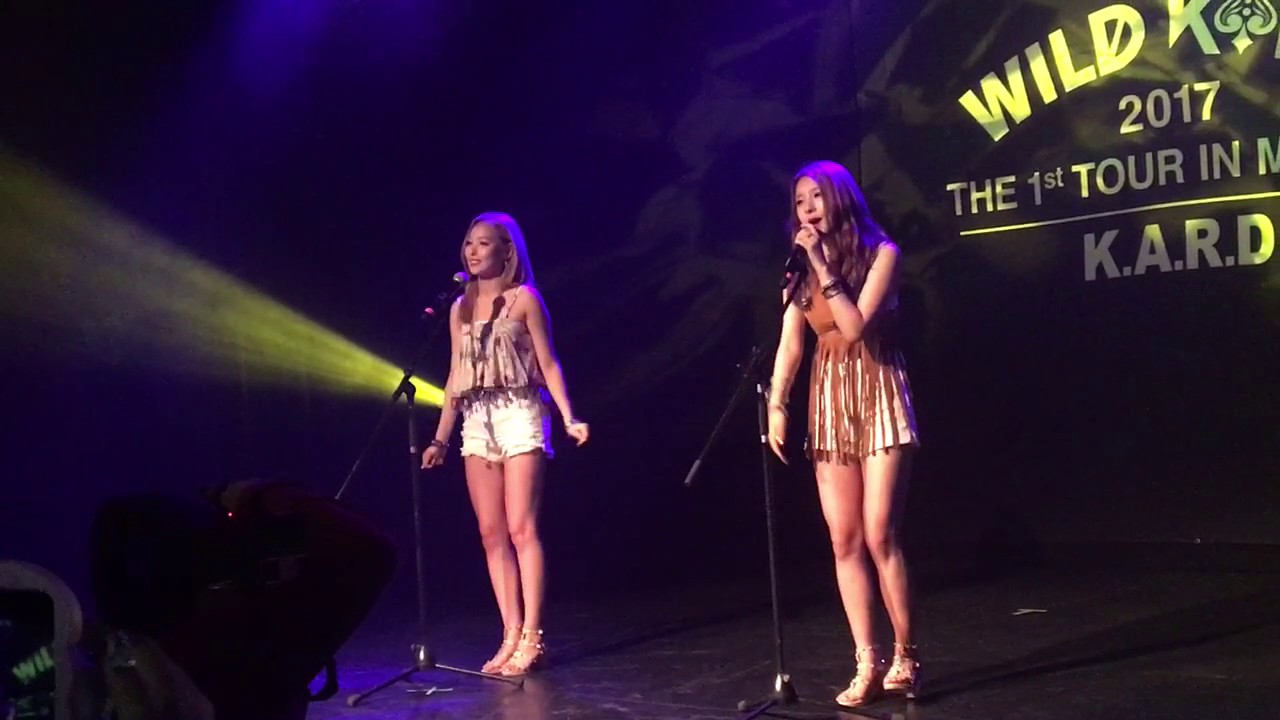 170617 WILD KARD 2017 The 1st Tour in Mexico - 전소민 & 전지우 (K.A.R.D) 'Versace On The Floor'