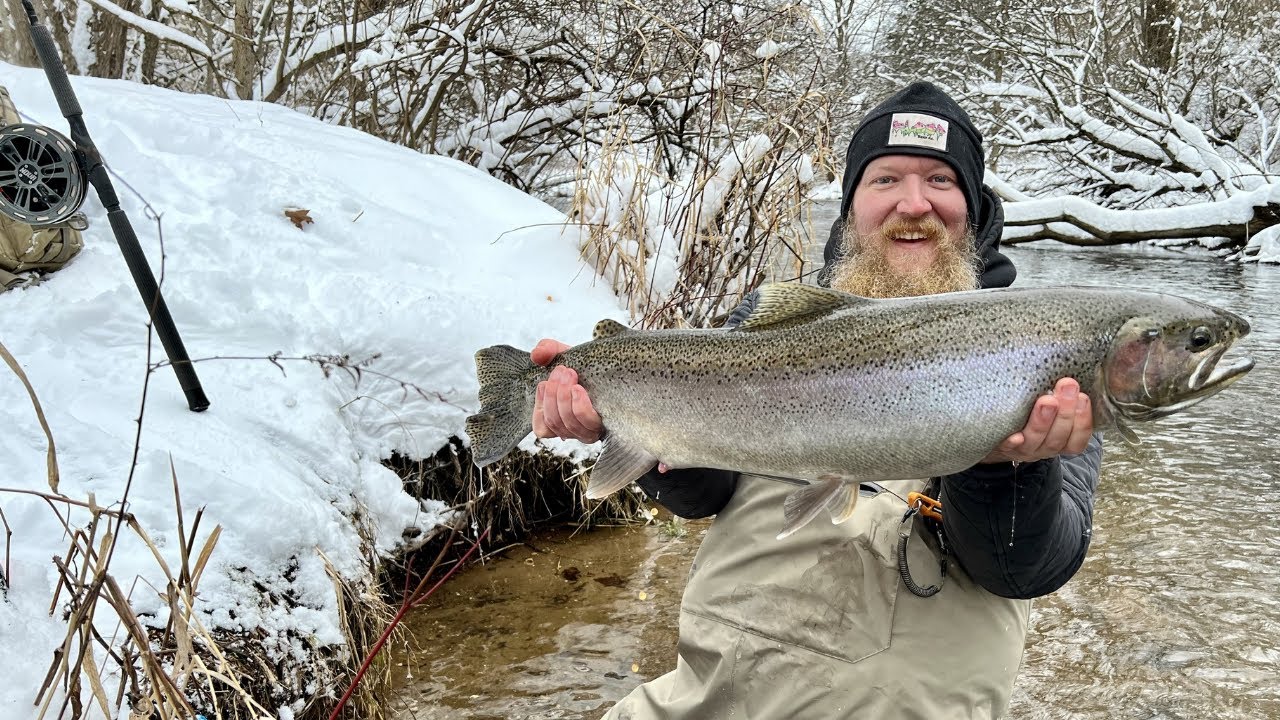 Centerpin Float Fishing For Winter Steelhead / Michigan Steelhead Fishing / Steelhead Bead Fishing