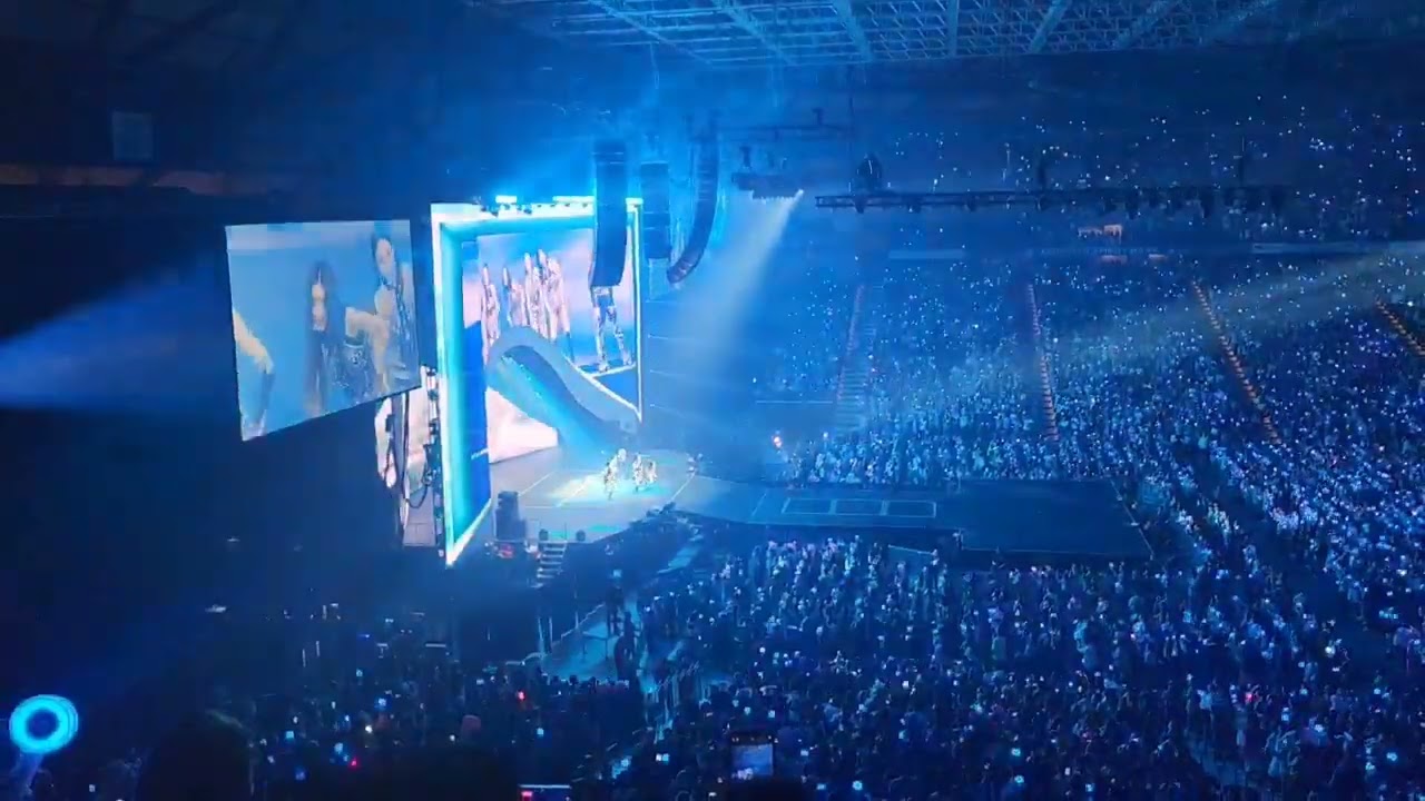 Twice - Ready to Be 5th World Tour Concert in Tacoma, WA - 16 June 2023 - 160623