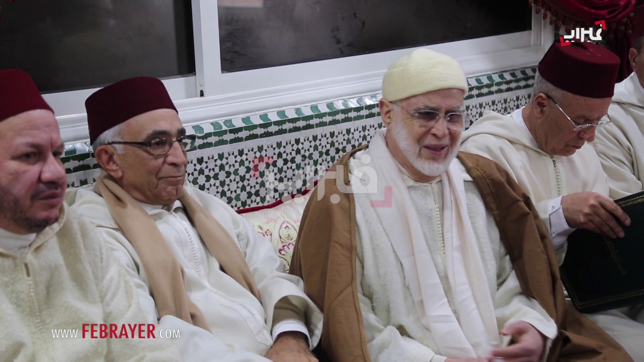 وزير الأوقاف يستشير مع الهمة كبير مستشاري الملك في جنازة شيخ الزاوية البودشيشية | فبراير تيفي